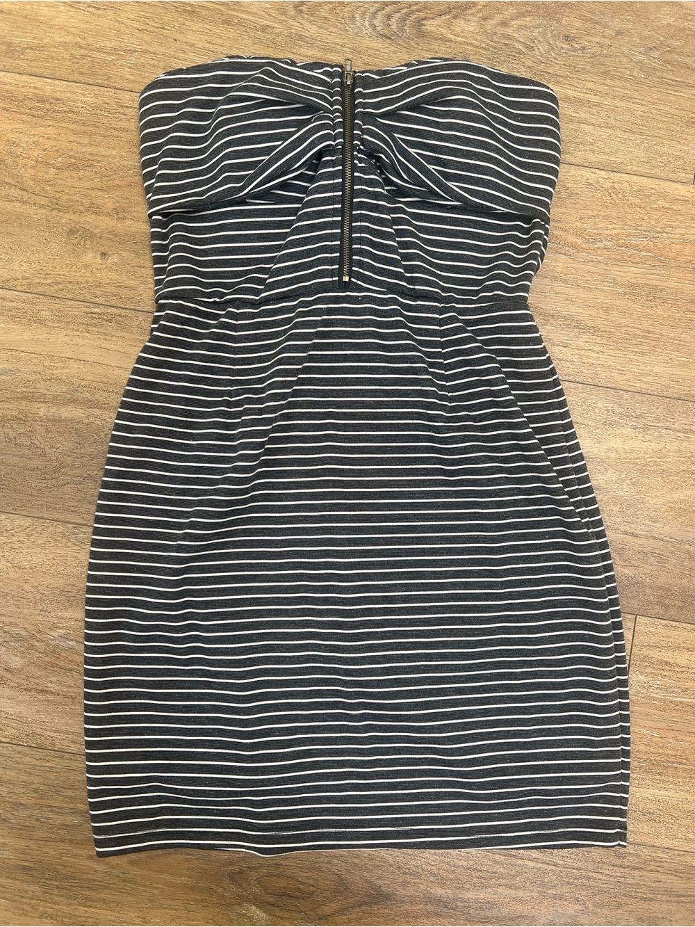 Wet Seal Black & White Strapless Striped Bodycon Dress